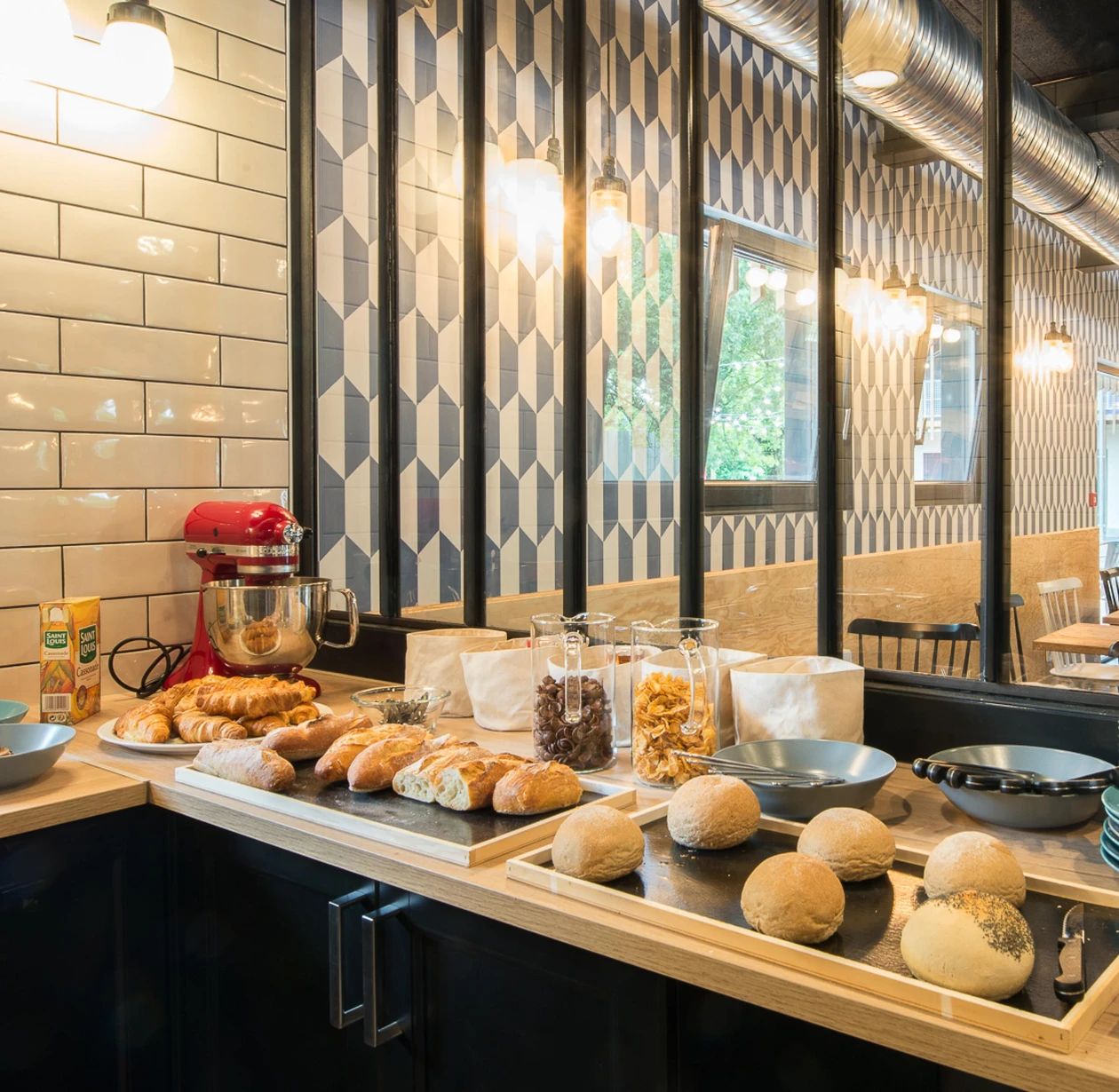 Eklo Hotels - Lille - Eat & Drink - Breakfast