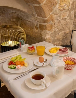 The Stendhal - Breakfast