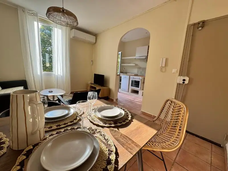 Azur Hôtel - Appartement Longchamp