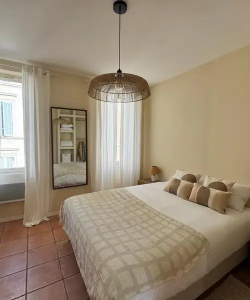 Azur Hôtel - Appartement Longchamp